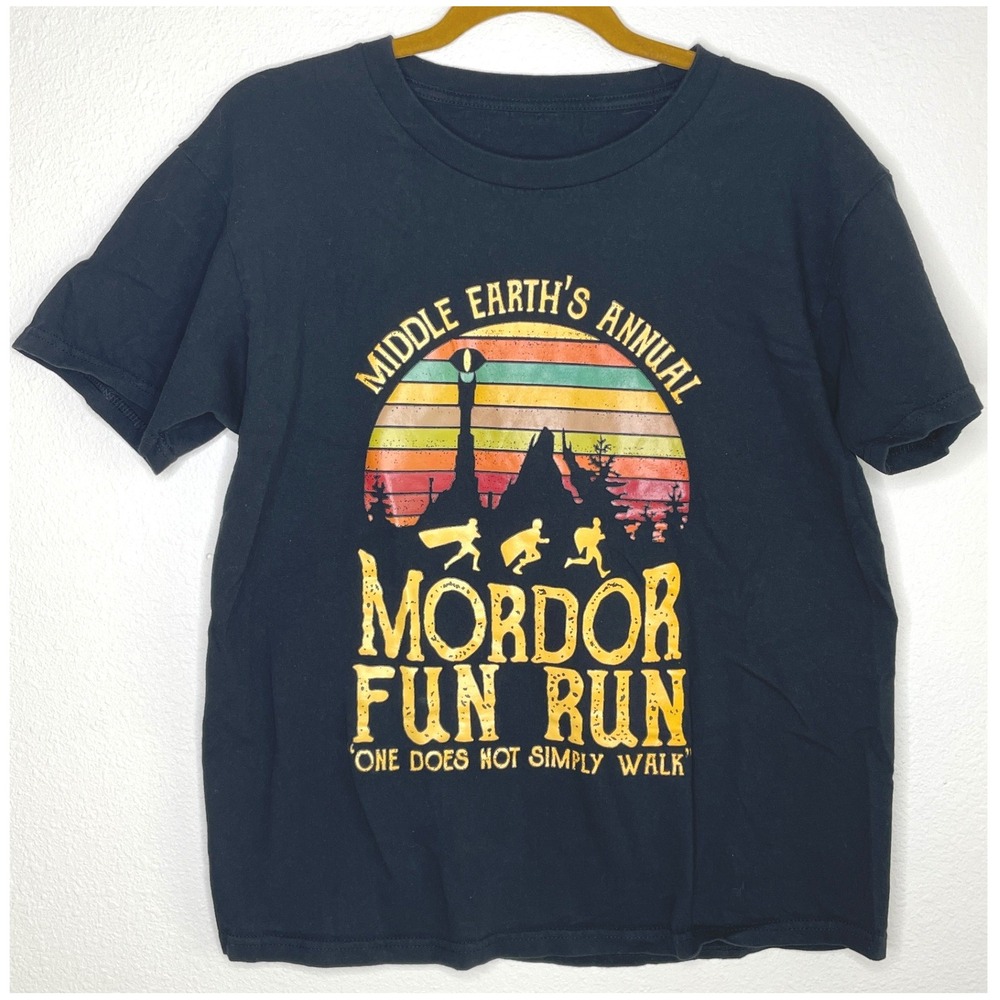 Mens T-Shirt Lord of the Rings " Mordor Fun Run" Middle Earth Medium Black